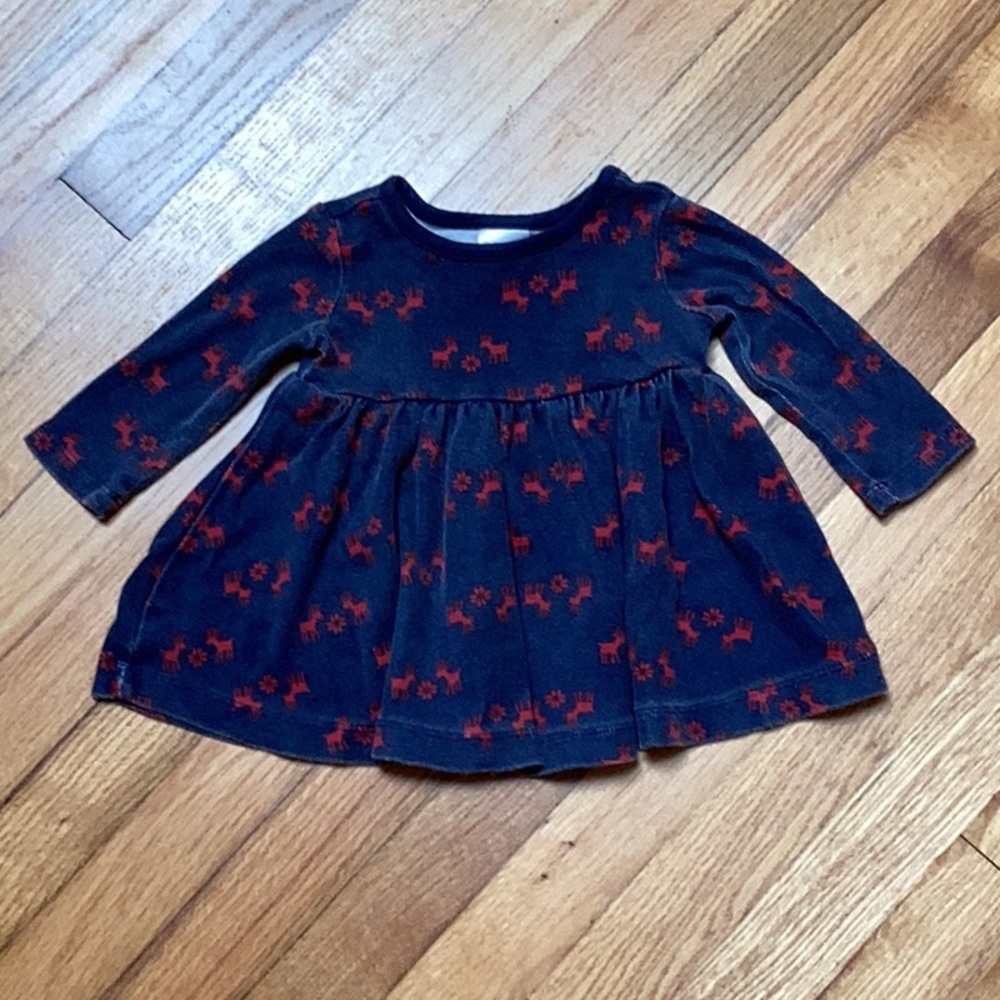Hanna Andersson reindeer print dress size 6-12 months - Picture 2 of 6